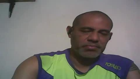 Snapshot of retlam37 chatting on October 9, 5:35 am Walter online show from October 9, 5:35 am