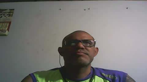 Snapshot of retlam37 chatting on February 3, 5:18 am Walter online show from February 3, 5:18 am
