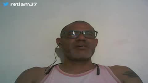 Snapshot of retlam37 chatting on February 12, 7:02 am Walter online show from February 12, 7:02 am