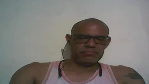 Snapshot of retlam37 chatting on February 23, 4:39 am Walter online show from February 23, 4:39 am