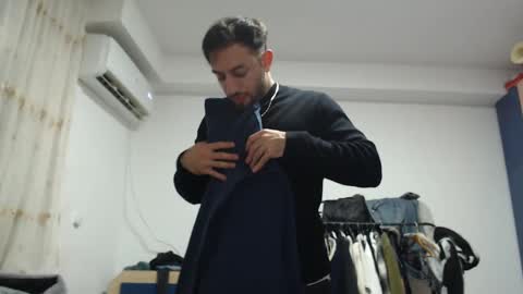 Chris online show from February 12, 10:48 pm