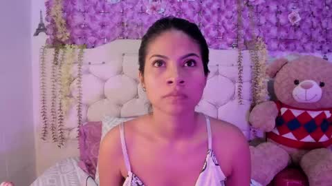 rey26_mila_ online show from March 30, 10:59 am