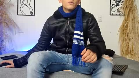 reymasterhot online show from January 15, 8:17 pm