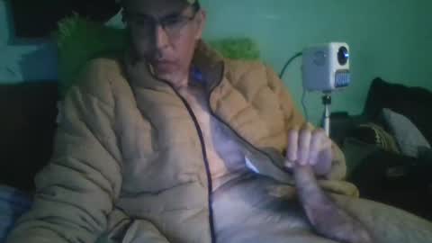 reyes_albert2006 online show from January 18, 10:24 am