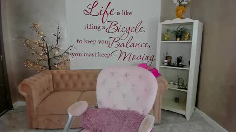   online show from September 10, 4:08 pm