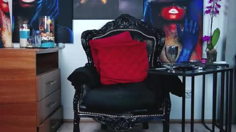 Snapshot of rheadespot chatting on February 23, 3:29 pm Rhea online show from February 23, 3:29 pm