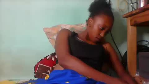 rhesa404090 online show from February 23, 8:49 am