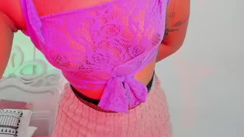 riby  online show from April 13, 7:29 pm