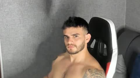 ricardogonzalez666 online show from March 11, 10:53 pm