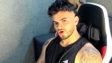 ricardogonzalez666 online show from October 12, 11:28 pm