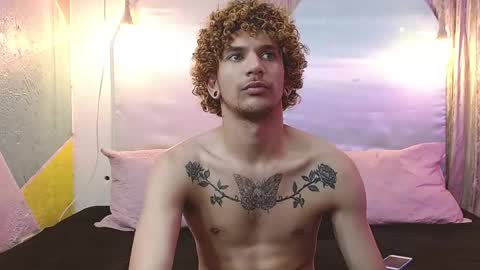 rich and kitty  online show from December 1, 4:10 am