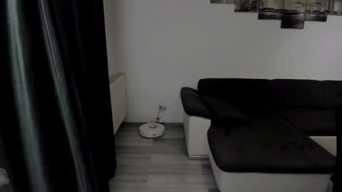 Snapshot of richarddarell chatting on September 19, 4:05 am RichardDarell online show from September 19, 4:05 am
