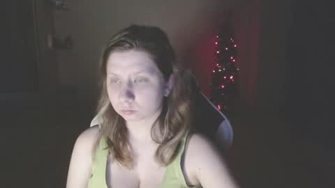 Snapshot of richemily chatting on January 4, 1:42 pm Emily online show from January 4, 1:42 pm
