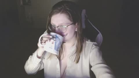Snapshot of richemily chatting on February 26, 7:21 pm Emily online show from February 26, 7:21 pm