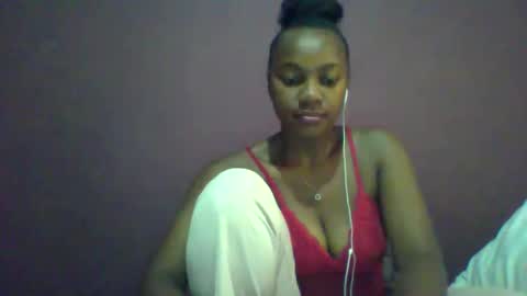 ricie001 online show from February 9, 7:12 am