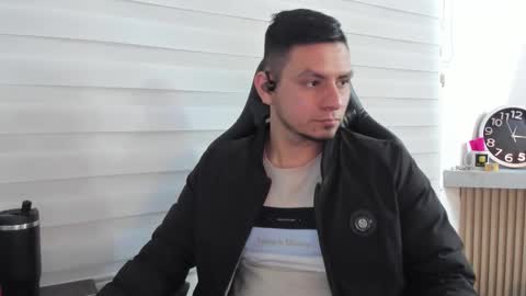Snapshot of rick_diesel chatting on October 18, 5:11 am Rick Diesel online show from October 18, 5:11 am