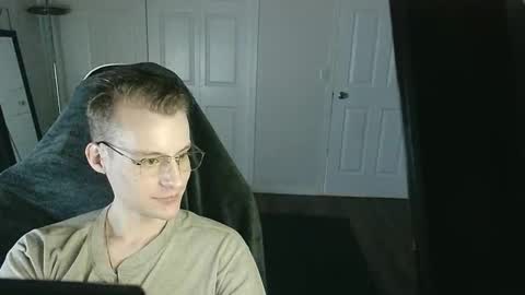 rickgosling online show from December 2, 4:21 am