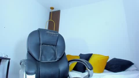 Snapshot of ricky_owens1 chatting on February 15, 11:14 pm Ricky online show from February 15, 11:14 pm