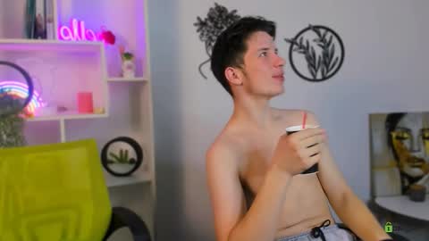 Rico online show from February 12, 8:01 pm