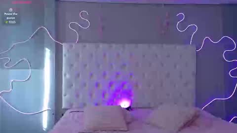 Rihanna  online show from November 10, 12:52 pm