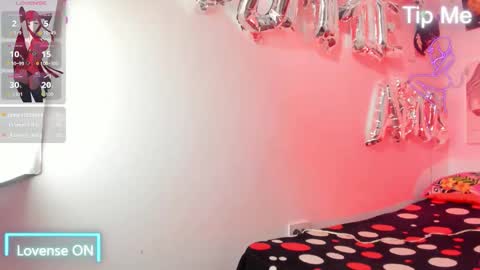 Rihanna hotx online show from March 11, 3:09 am