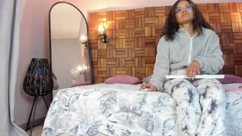 Snapshot of rihannadeep chatting on January 23, 10:01 am Sara online show from January 23, 10:01 am