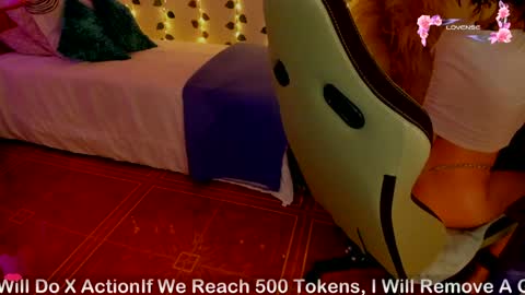 Independent model online show from January 31, 2:58 am