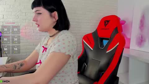 riley__reidy online show from February 25, 2:04 am