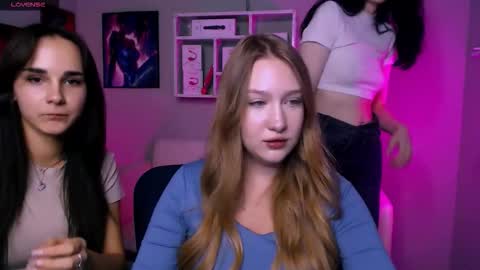 Snapshot of riley_sanders chatting on October 5, 2:24 pm Meow online show from October 5, 2:24 pm