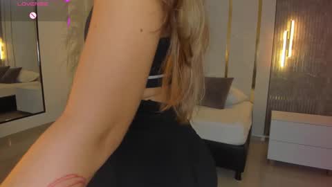 Riley Sierra online show from February 2, 12:45 pm