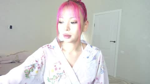 Snapshot of rileymee chatting on February 21, 9:02 am rileymee online show from February 21, 9:02 am