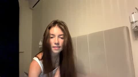 Snapshot of rin_the_mermaid chatting on September 29, 7:13 pm RIn online show from September 29, 7:13 pm