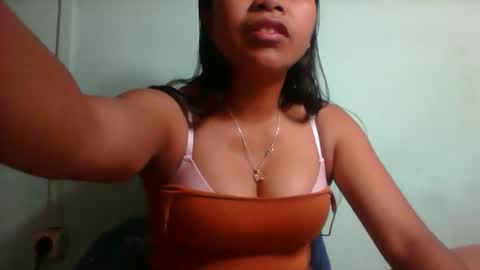 rinah856024 online show from January 6, 4:27 am