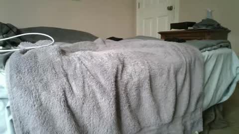 ripped9inches online show from December 2, 4:15 pm