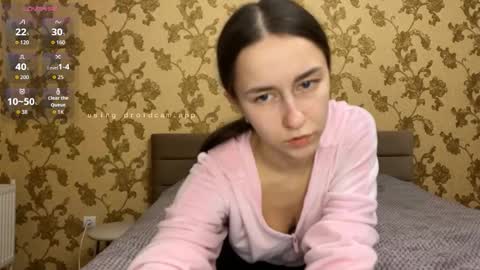 ririloovesu online show from December 3, 5:46 pm