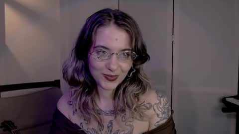 risha_laass online show from December 5, 7:22 pm