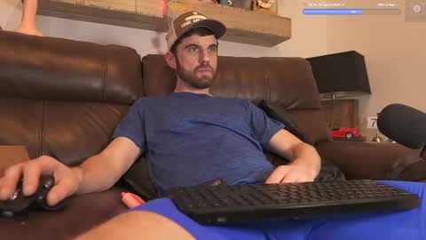 Snapshot of rndmzd chatting on February 27, 1:52 am Ryan aka KeylimeRy online show from February 27, 1:52 am