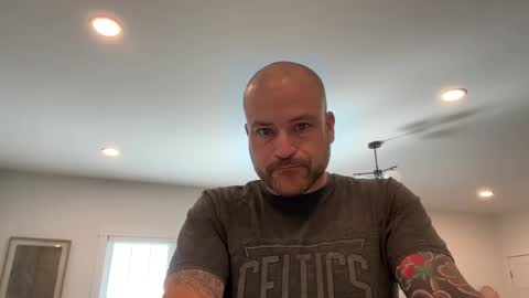 roadking1122 online show from December 16, 2:34 pm