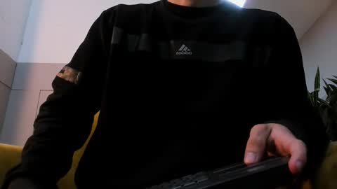 Roan Birkin online show from February 8, 8:01 pm