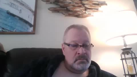 rob872217 online show from April 9, 12:00 pm