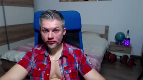 robbyshawz online show from February 3, 8:18 am