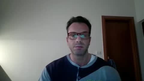 roberpierre_ho online show from April 3, 6:09 am