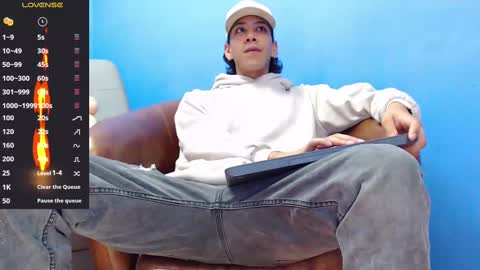 robert_kingg online show from November 8, 6:27 am