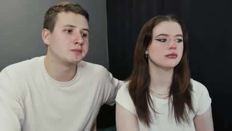Snapshot of robert_lisa chatting on March 7, 10:35 am Lisa and Robert i am online all days 900 am GMT3 online show from March 7, 10:35 am