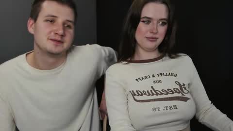 Snapshot of robert_lisa chatting on March 10, 6:23 pm Lisa and Robert i am online all days 900 am GMT3 online show from March 10, 6:23 pm