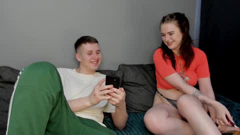 Snapshot of robert_lisa chatting on February 2, 6:58 am Lisa and Robert i am online all days 900 am GMT3 online show from February 2, 6:58 am