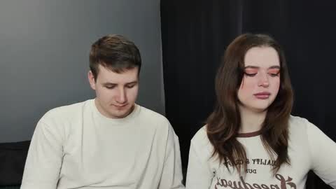 Snapshot of robert_lisa chatting on February 26, 3:14 am Lisa and Robert i am online all days 900 am GMT3 online show from February 26, 3:14 am