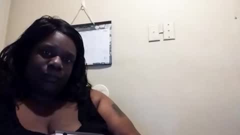 robertswhitney52 online show from March 24, 7:31 pm