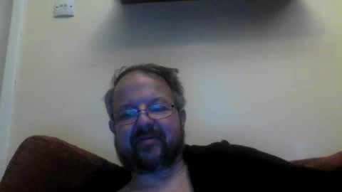Snapshot of robx32 chatting on February 28, 12:54 am Rob online show from February 28, 12:54 am