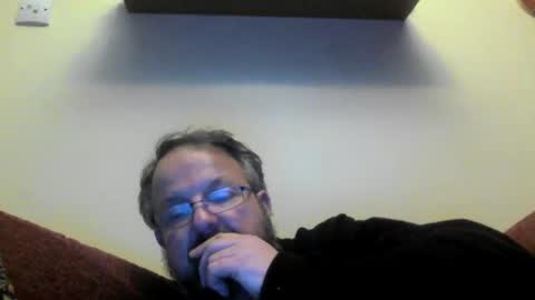 Snapshot of robx32 chatting on January 26, 1:41 am Rob online show from January 26, 1:41 am